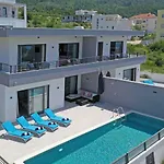 Zoran - * Makarska